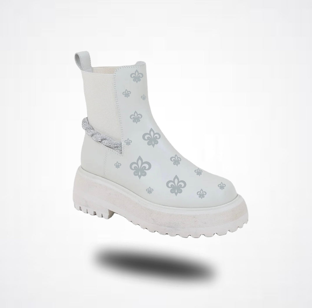 White Stylish Elegance Boots