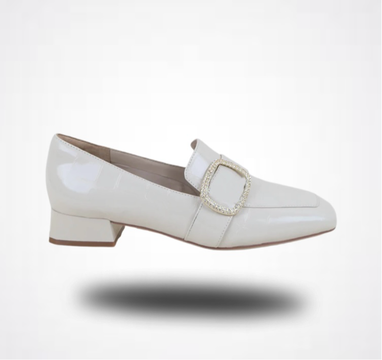 Elegance White Heeled Flats